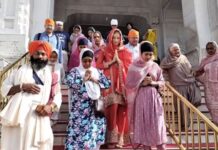 ਗ੍ਰੇਸ ਰਿਚਰਡਸਨ ਤੇ ਸ਼ਾਰਲਟ ਗ੍ਰਾਂਟ ਸੱਚਖੰਡ ਸ੍ਰੀ ਹਰਿਮੰਦਰ ਸਾਹਿਬ ਵਿਖੇ ਹੋਏ ਨਤਮਸਤਕ