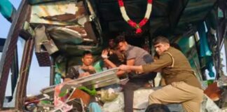 ਇਟਾਵਾ-ਕਾਨਪੁਰ ਹਾਈਵੇਅ ‘ਤੇ ਤੇਜ਼ ਰਫ਼ਤਾਰ ਡੰਪਰ ਤੇ ਟੂਰਿਸਟ ਬੱਸ ਦੀ ਭਿਆਨਕ ਟੱਕਰ